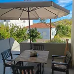 Rodoessi Ferienhaus *